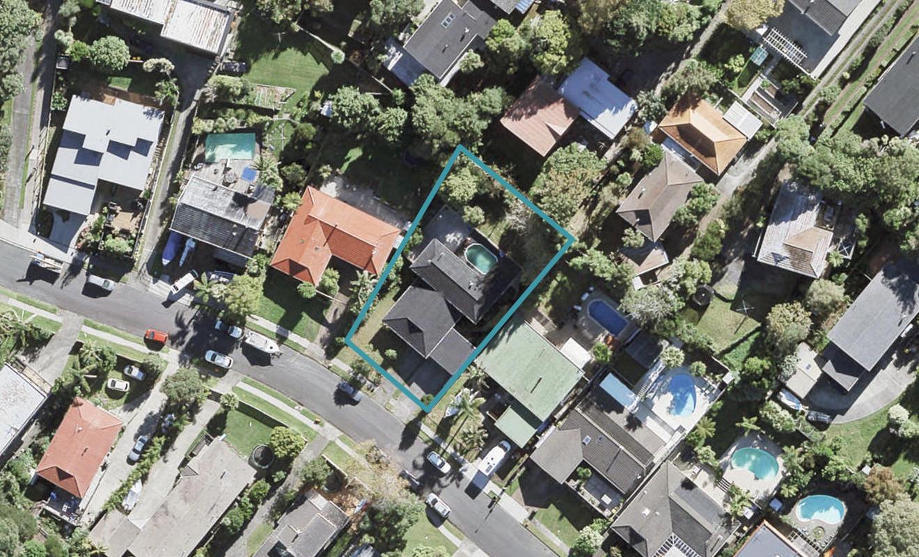 13D King Richard Place, Browns Bay, Auckland - Carousel 1