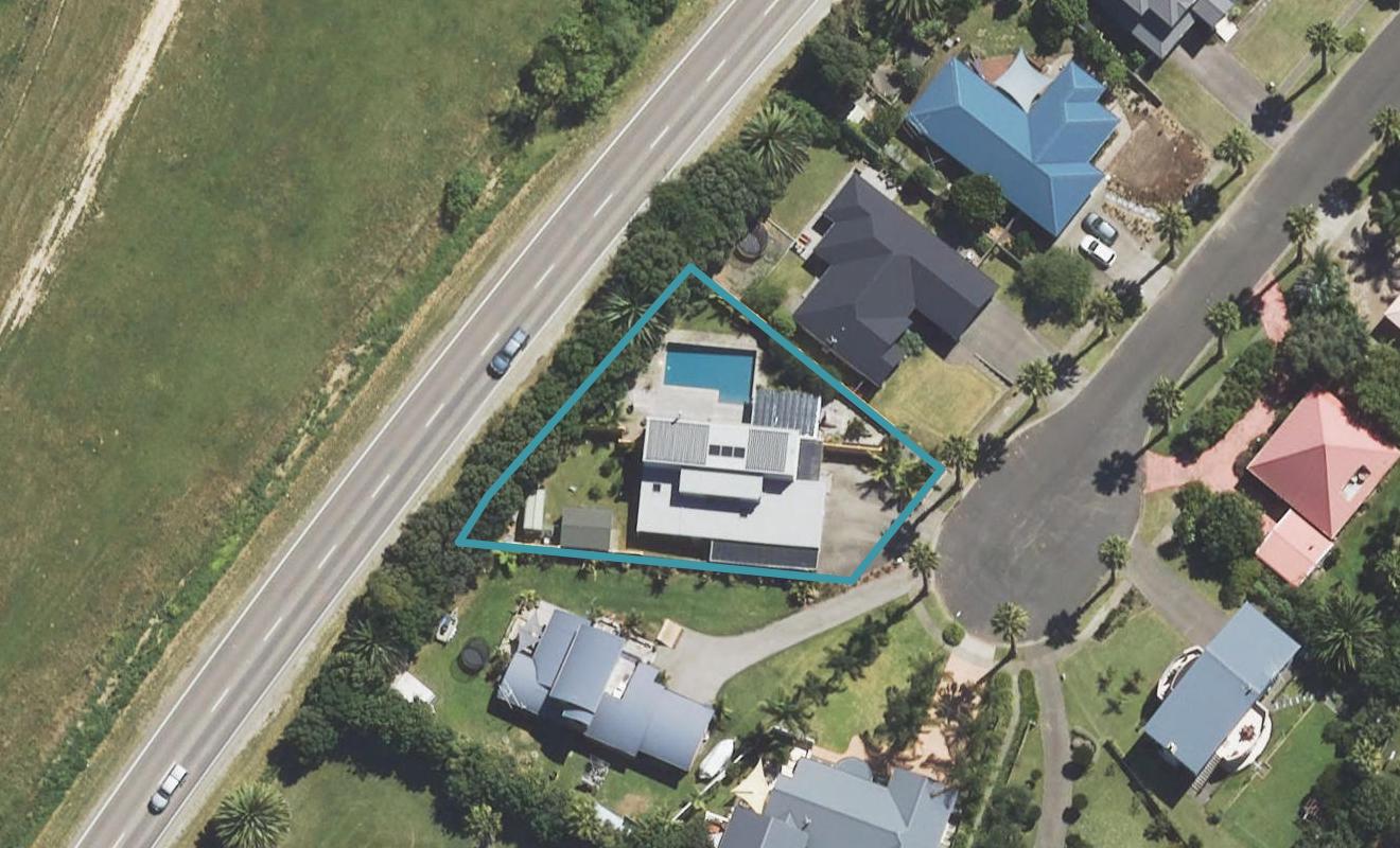 31 Ocean Park, Wainui, Gisborne - Carousel 1