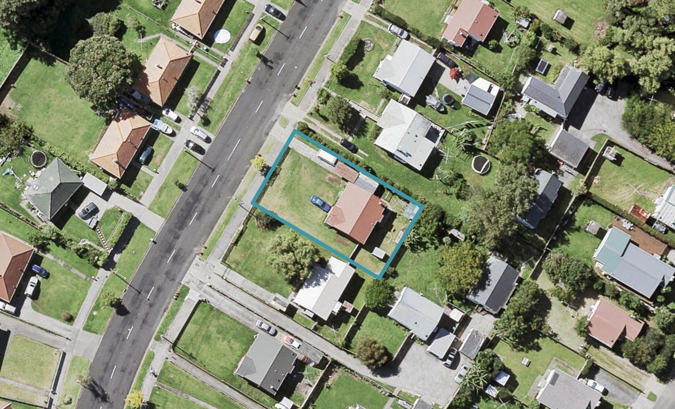 38 Taniwha Street, Wai o Taiki Bay, Auckland - Carousel 1