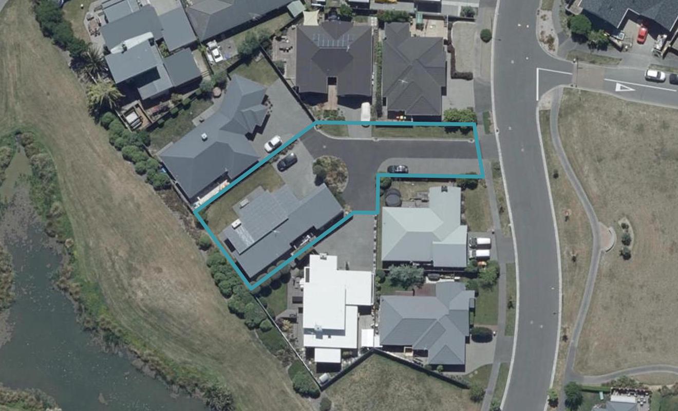 2 Larchwood Lane, Parklands, Christchurch - Carousel 1