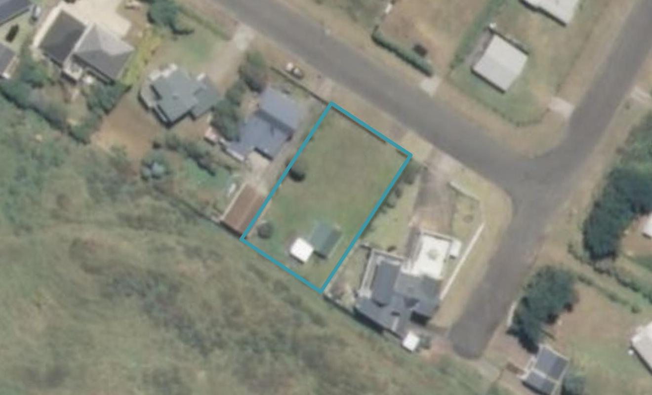 4 James Street, Waikawa Beach, Manakau - Carousel 1