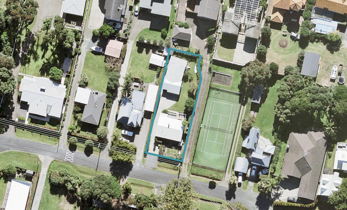 16A Glamis Avenue, Manly, Whangaparaoa - Carousel 1
