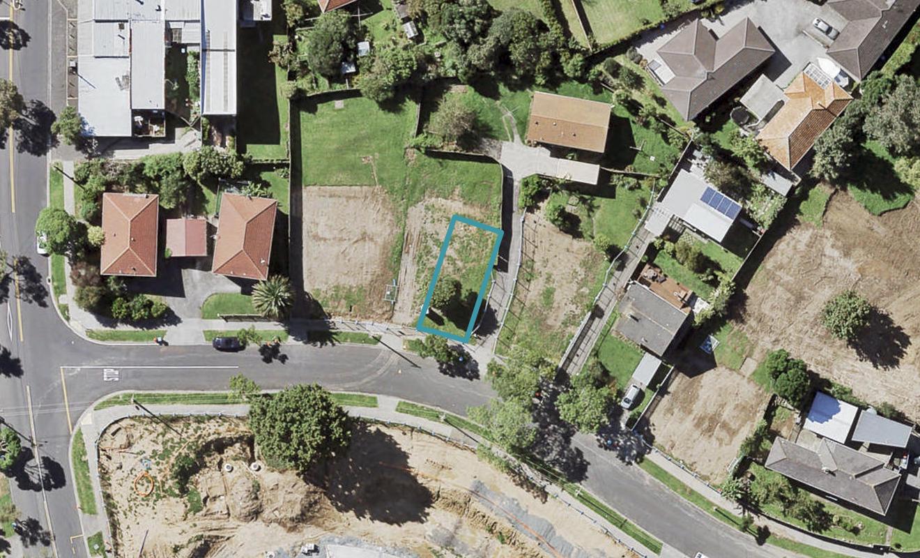 2/8 Overlea Road, Glen Innes, Auckland - Carousel 1