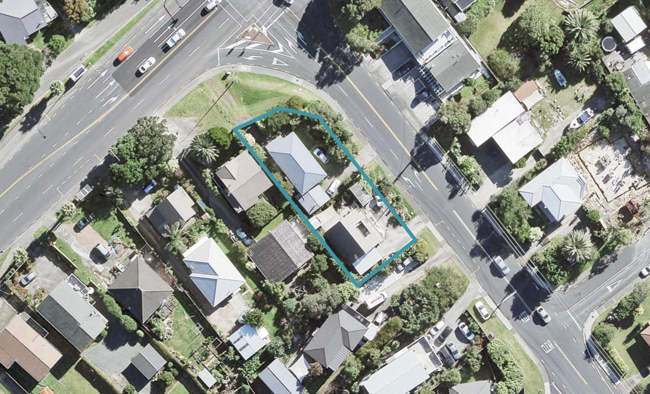 227 Hibiscus Coast Highway, Red Beach, Whangaparāoa - Carousel 1