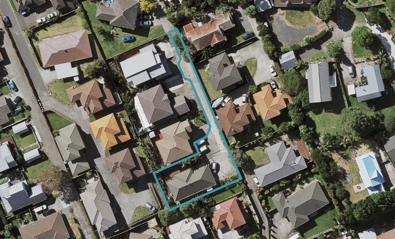 59 Redoubt Road, Goodwood Heights, Auckland - Carousel 1