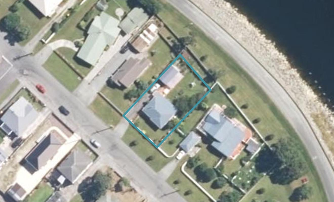 11 Collins Street, Blaketown, Greymouth - Carousel 1