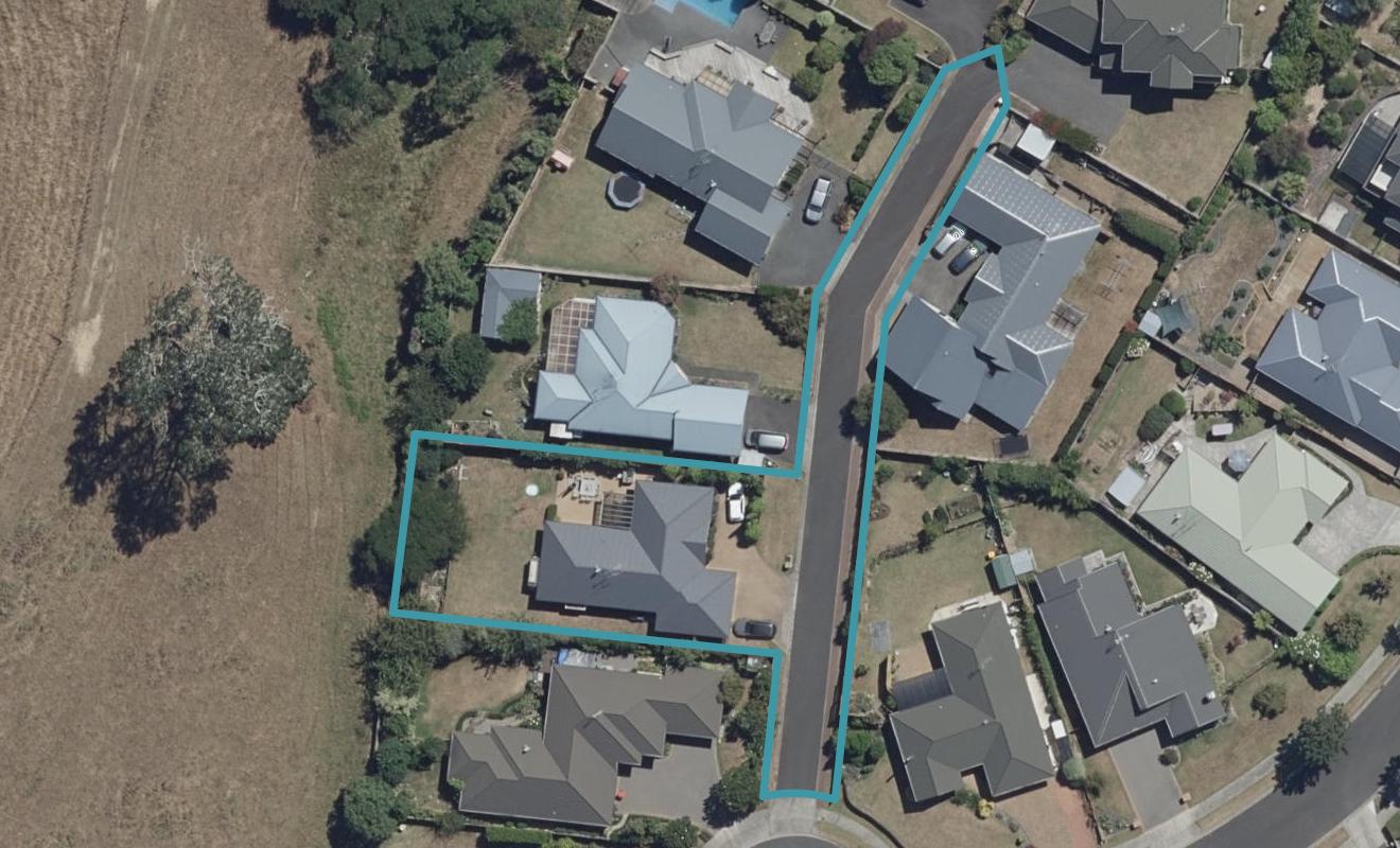 42 Limousin Place, Grandview Heights, Hamilton - Carousel 1
