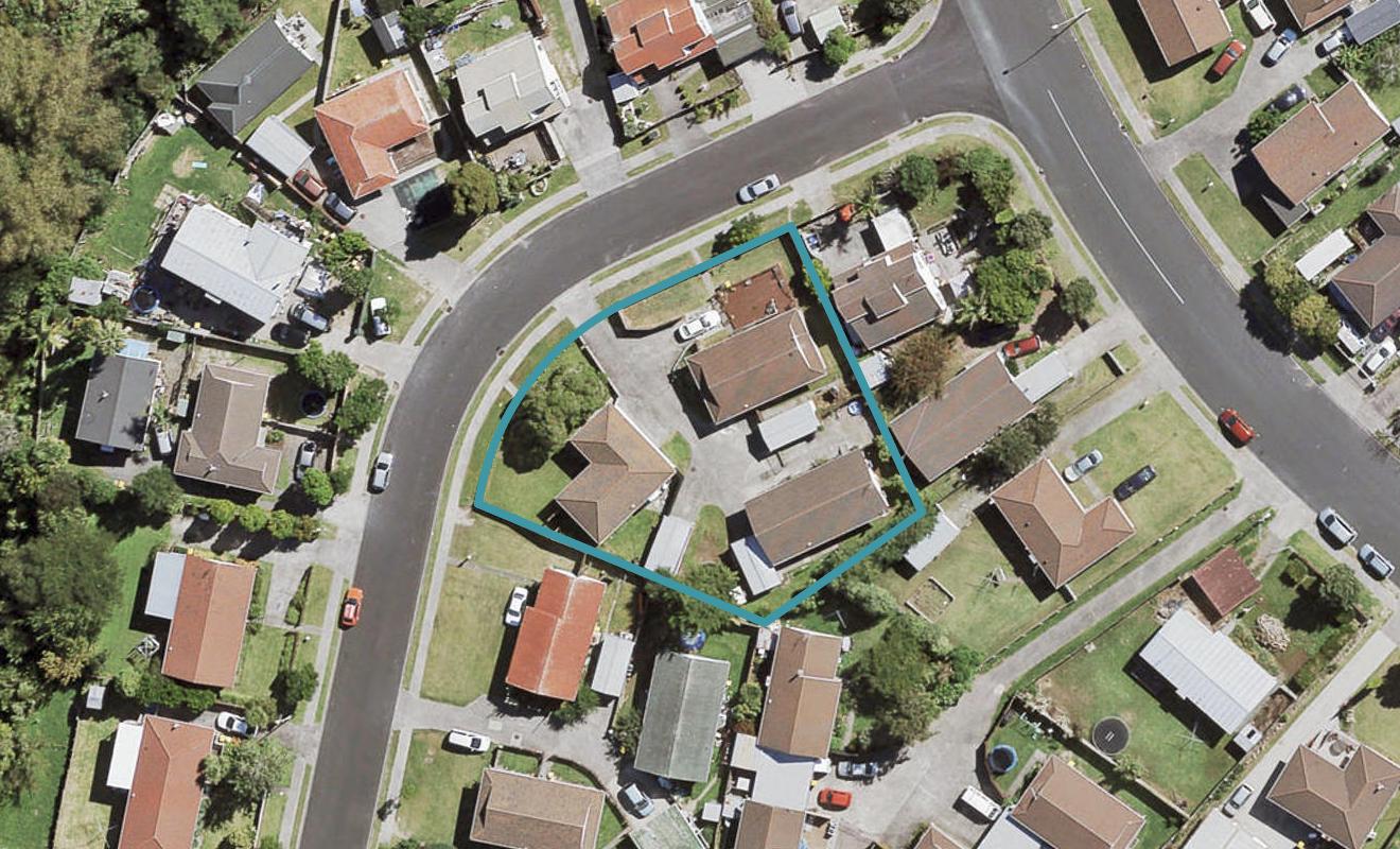 4 Edwin Freeman Place, Ranui, Auckland - Carousel 1
