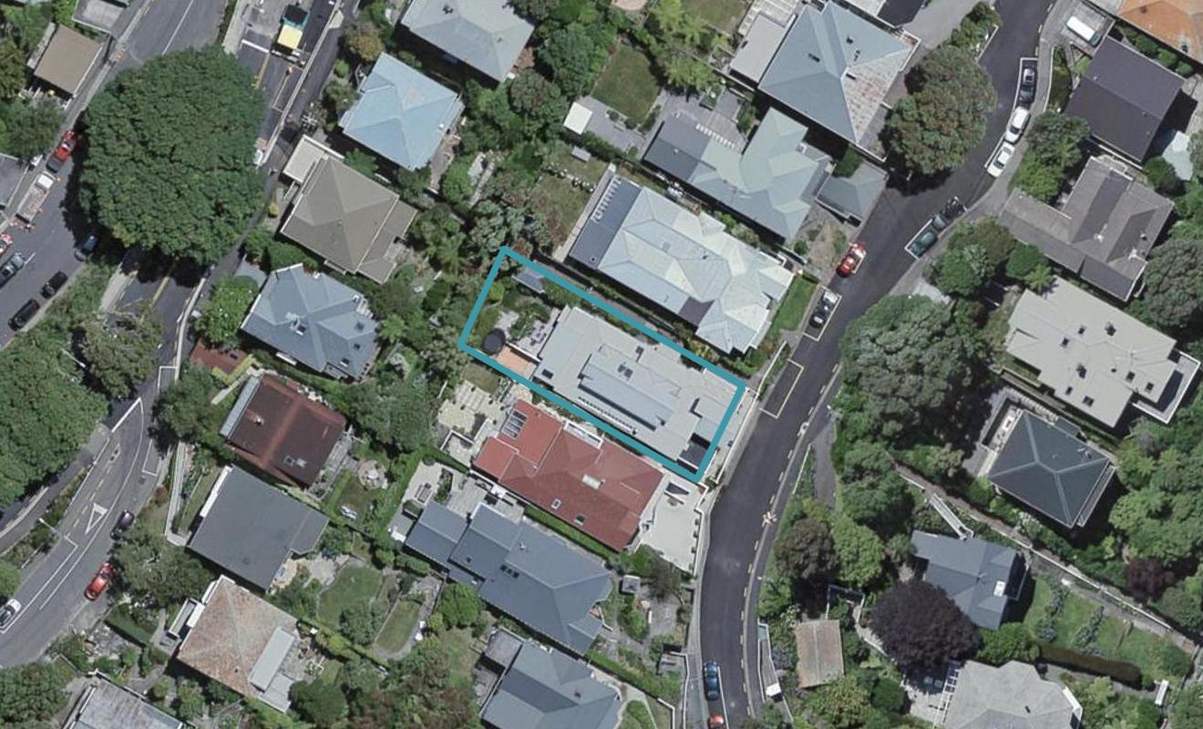 2/18 Central Terrace, Kelburn, Wellington - Carousel 1