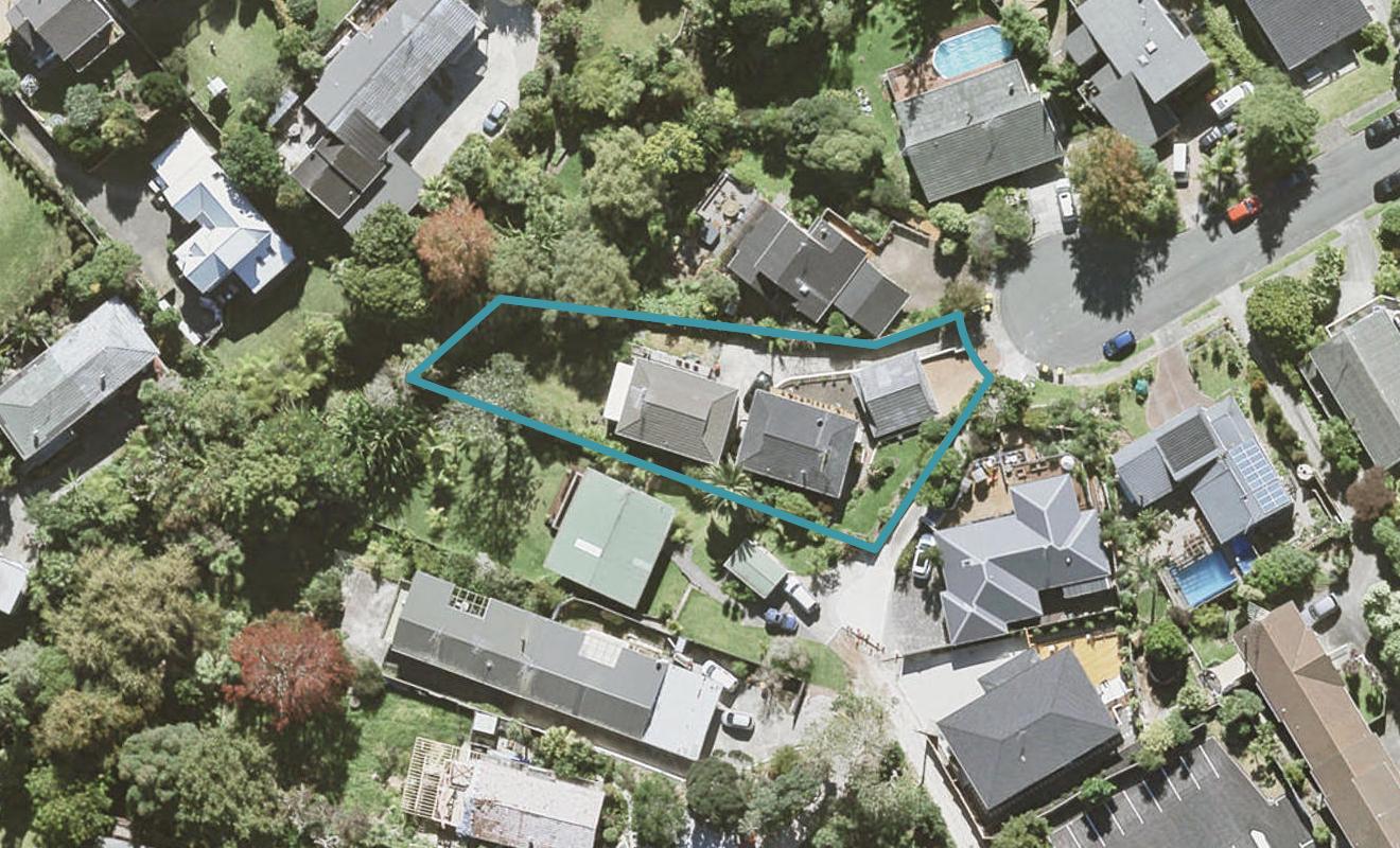 1/18 Tiri View Place, Waiake, Auckland - Carousel 1