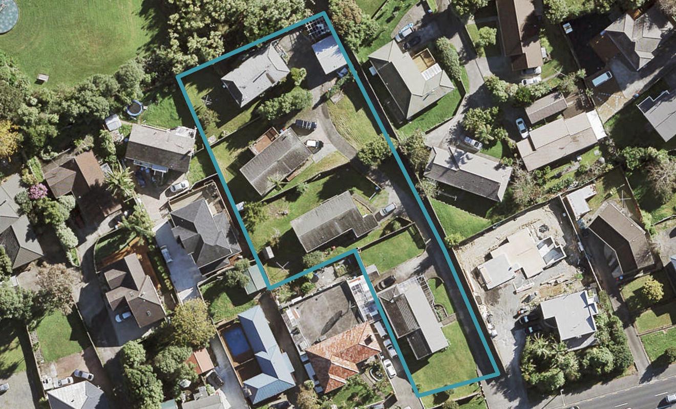34 Maioro Street, New Windsor, Auckland - Carousel 1