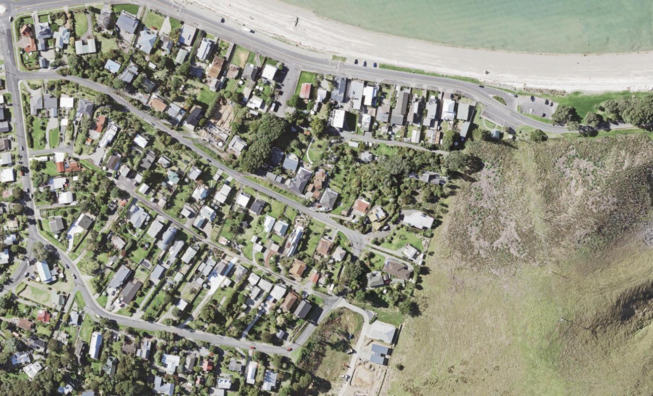 28 Carlton Crescent, Maraetai, Auckland - Carousel 1