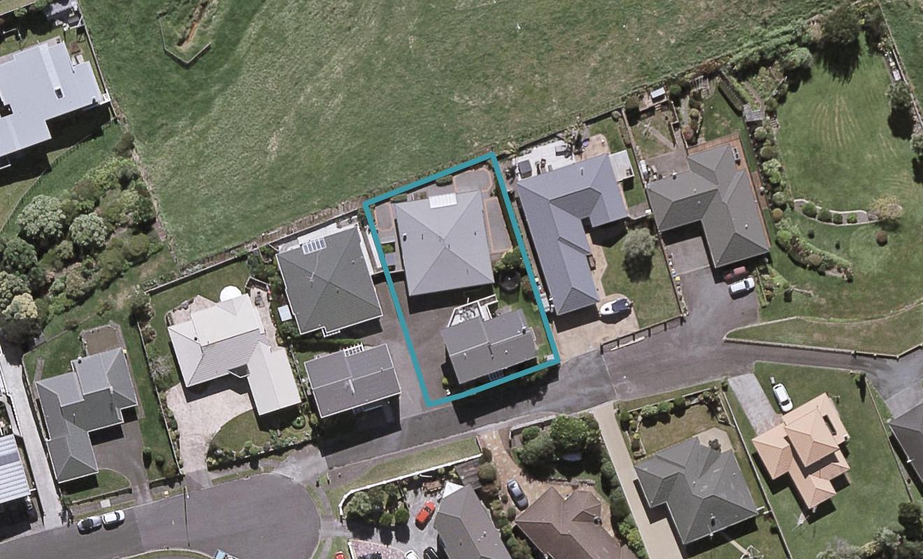 2/15 Chatswood Grove, Fitzroy, New Plymouth - Carousel 1