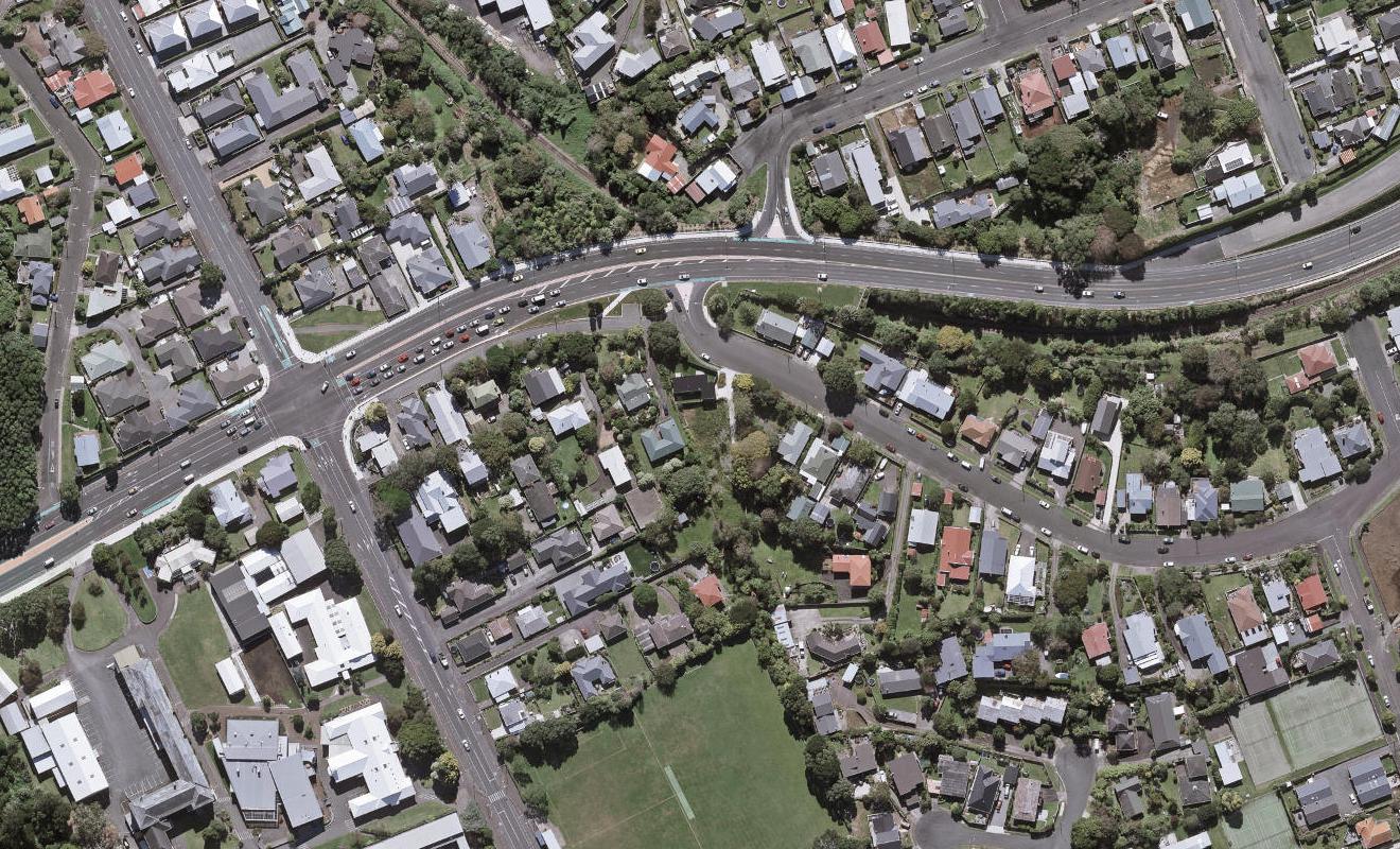 32C Waiwaka Terrace, Strandon, New Plymouth - Carousel 1