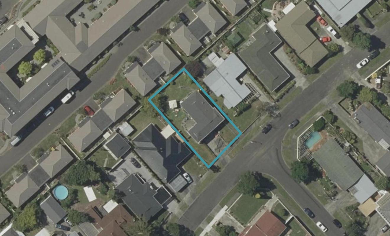 33 Terry Crescent, Milson, Palmerston North - Carousel 1