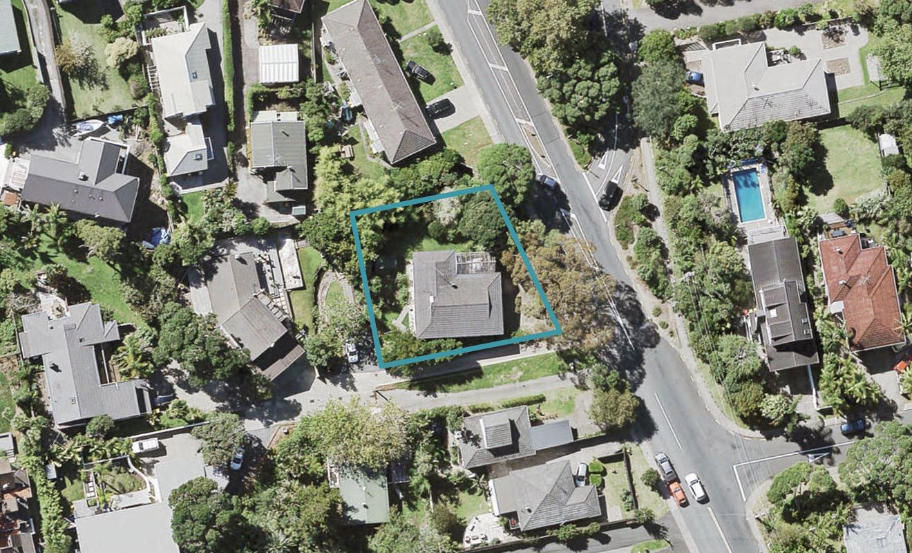214 Beach Road, Campbells Bay, Auckland - Carousel 1
