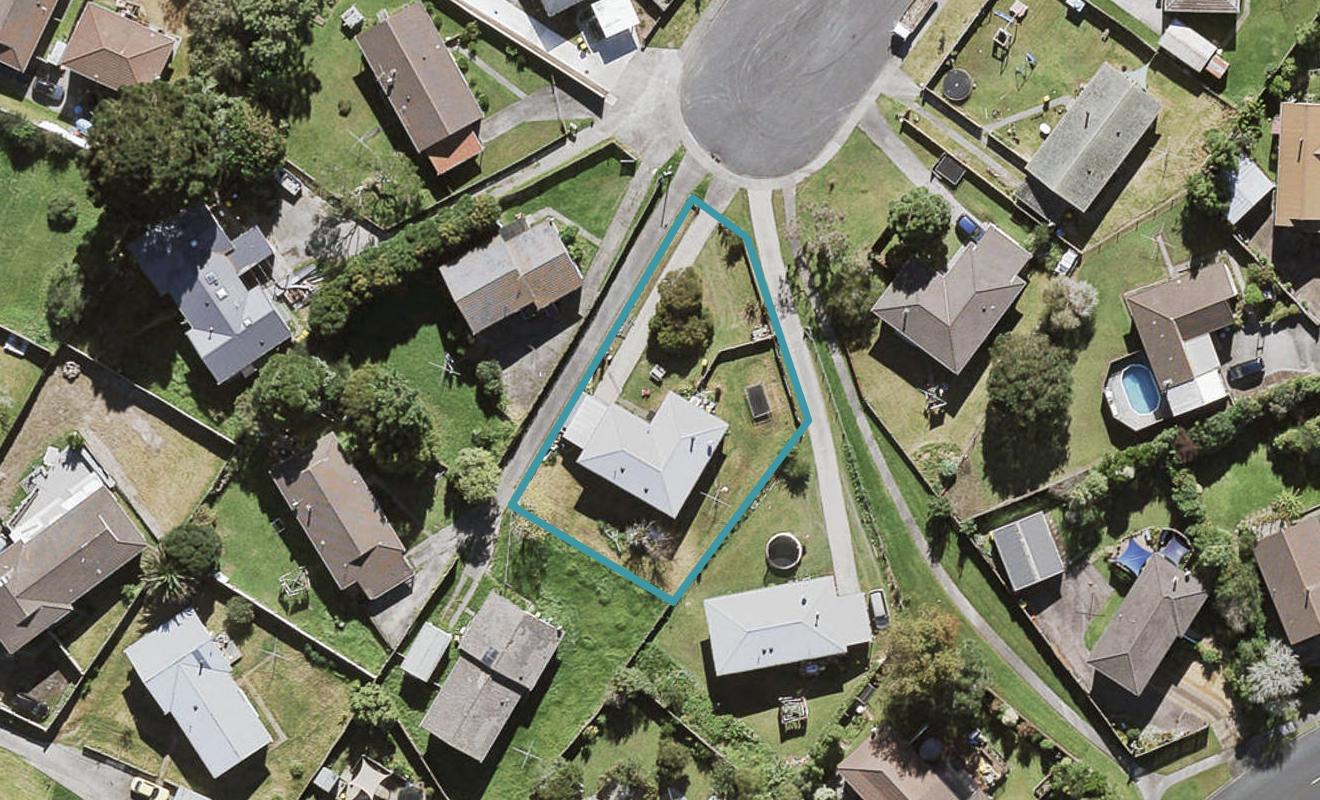 35 Rena Place, West Harbour, Auckland - Carousel 1
