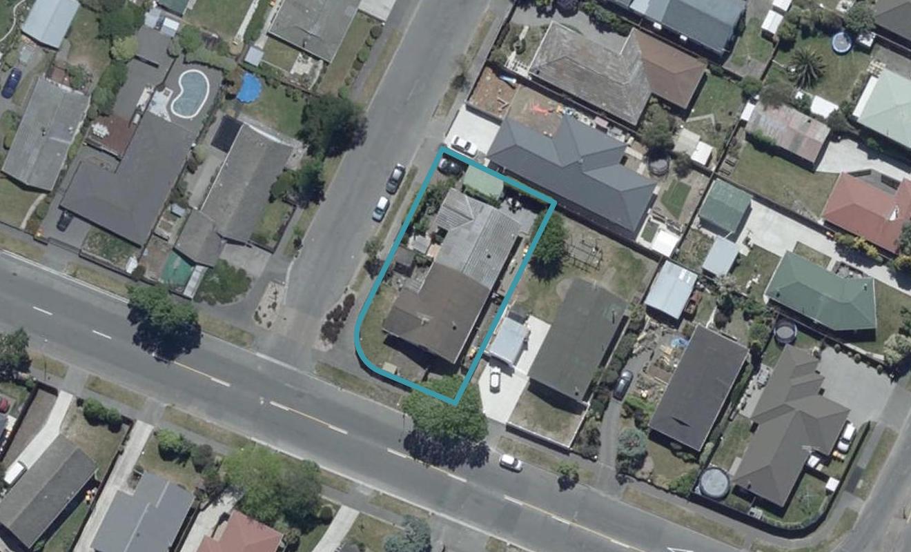 126 Queenspark Drive, Parklands, Christchurch - Carousel 1