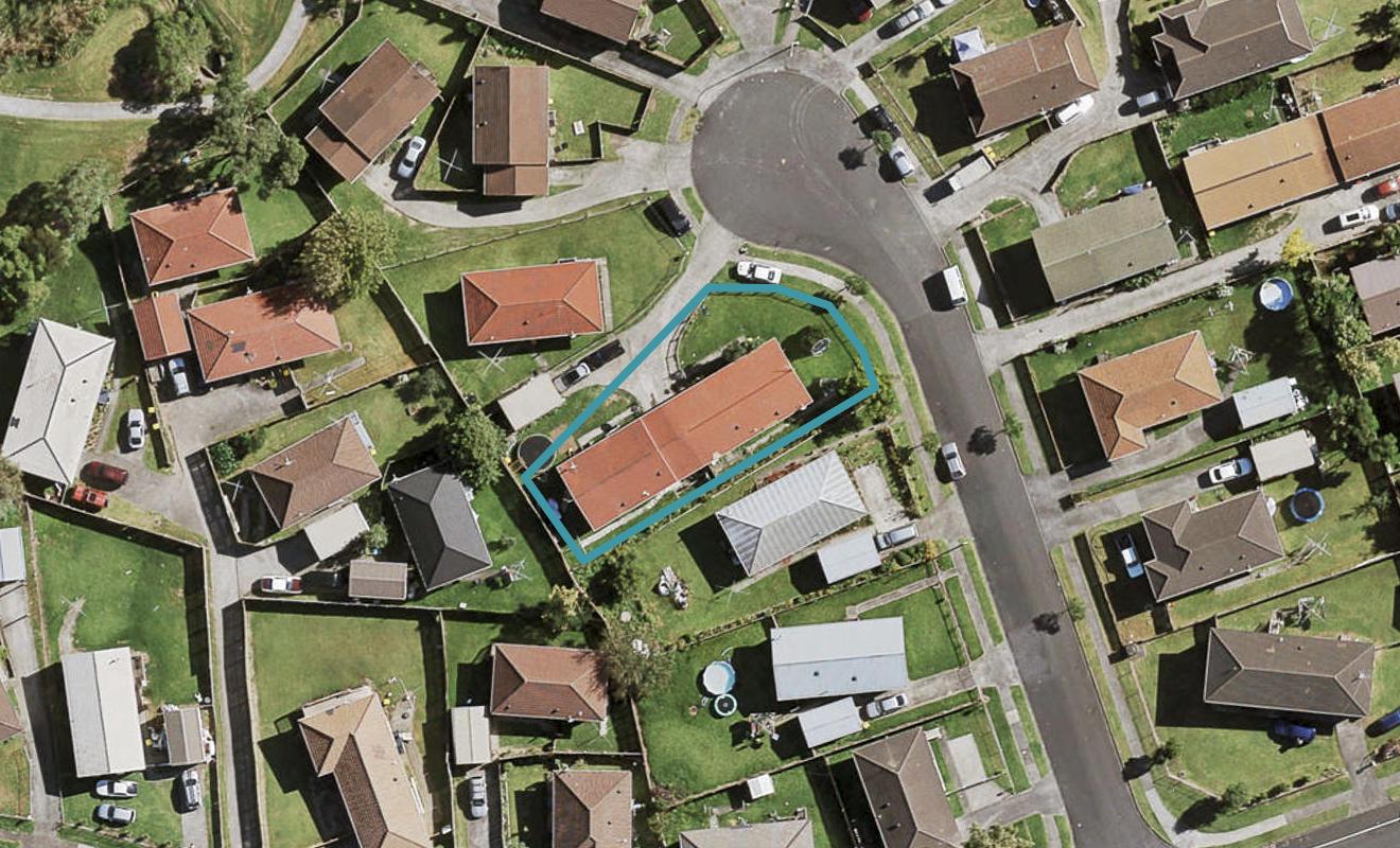 1/8 Brava Place, Clendon Park, Auckland - Carousel 1