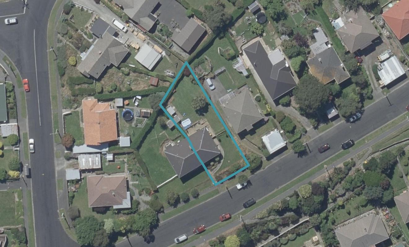 35 Greenhill Avenue, Wakari, Dunedin - Carousel 1