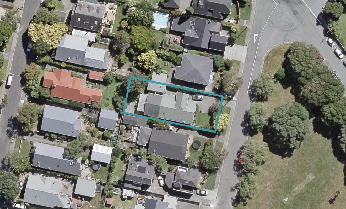 9 Miro Street, Woburn, Lower Hutt - Carousel 1