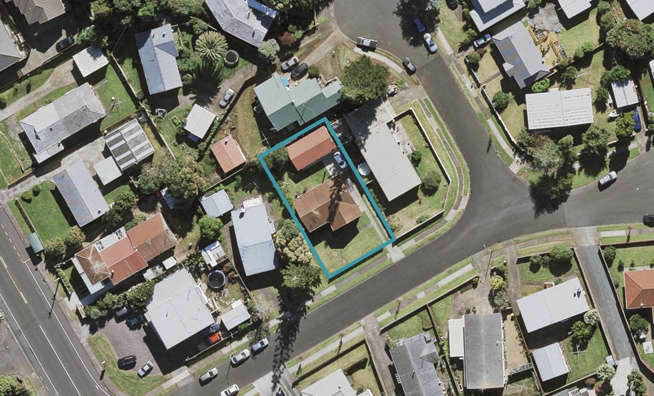 6 Dunstall Place, Mangere Bridge, Auckland - Carousel 1