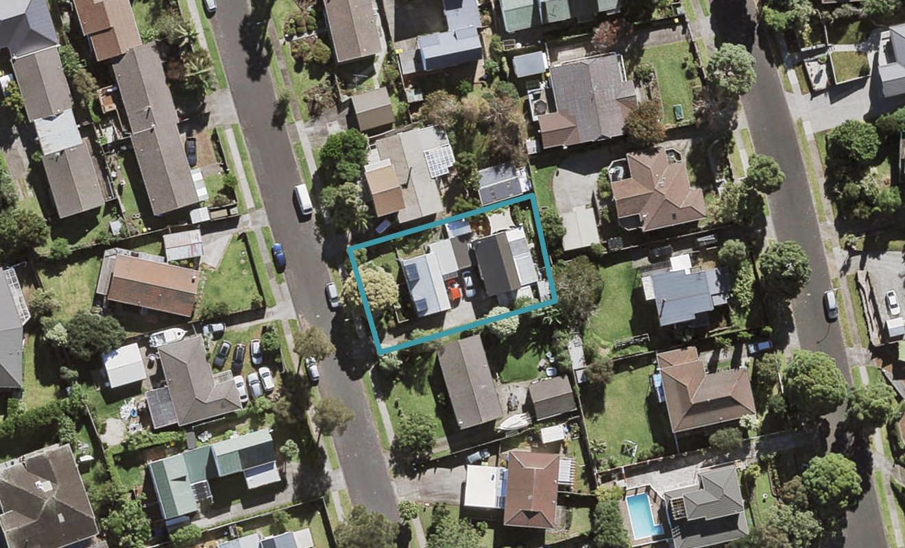 2/6 Steen Place, Māngere Bridge, Auckland - Carousel 1