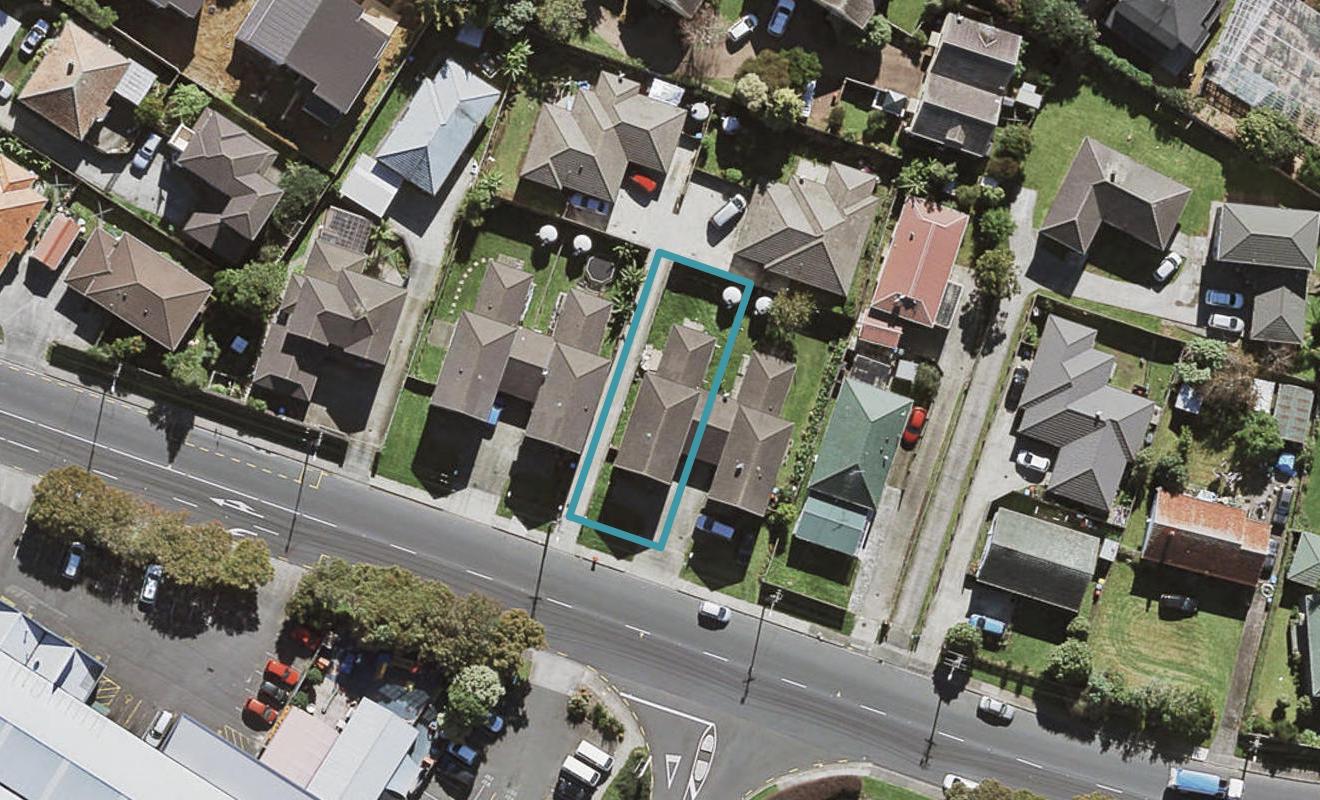 31B Carr Road, Three Kings, Auckland - Carousel 1