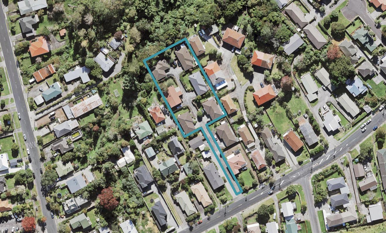 3/139 Hutchinson Avenue, New Lynn, Auckland - Carousel 1