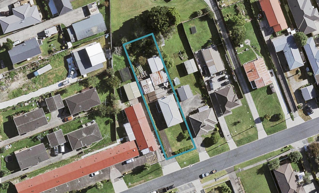 6 Waterview Road West, Takanini, Auckland - Carousel 1
