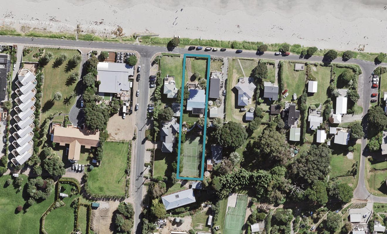 13 The Strand, Onetangi, Waiheke Island - Carousel 1