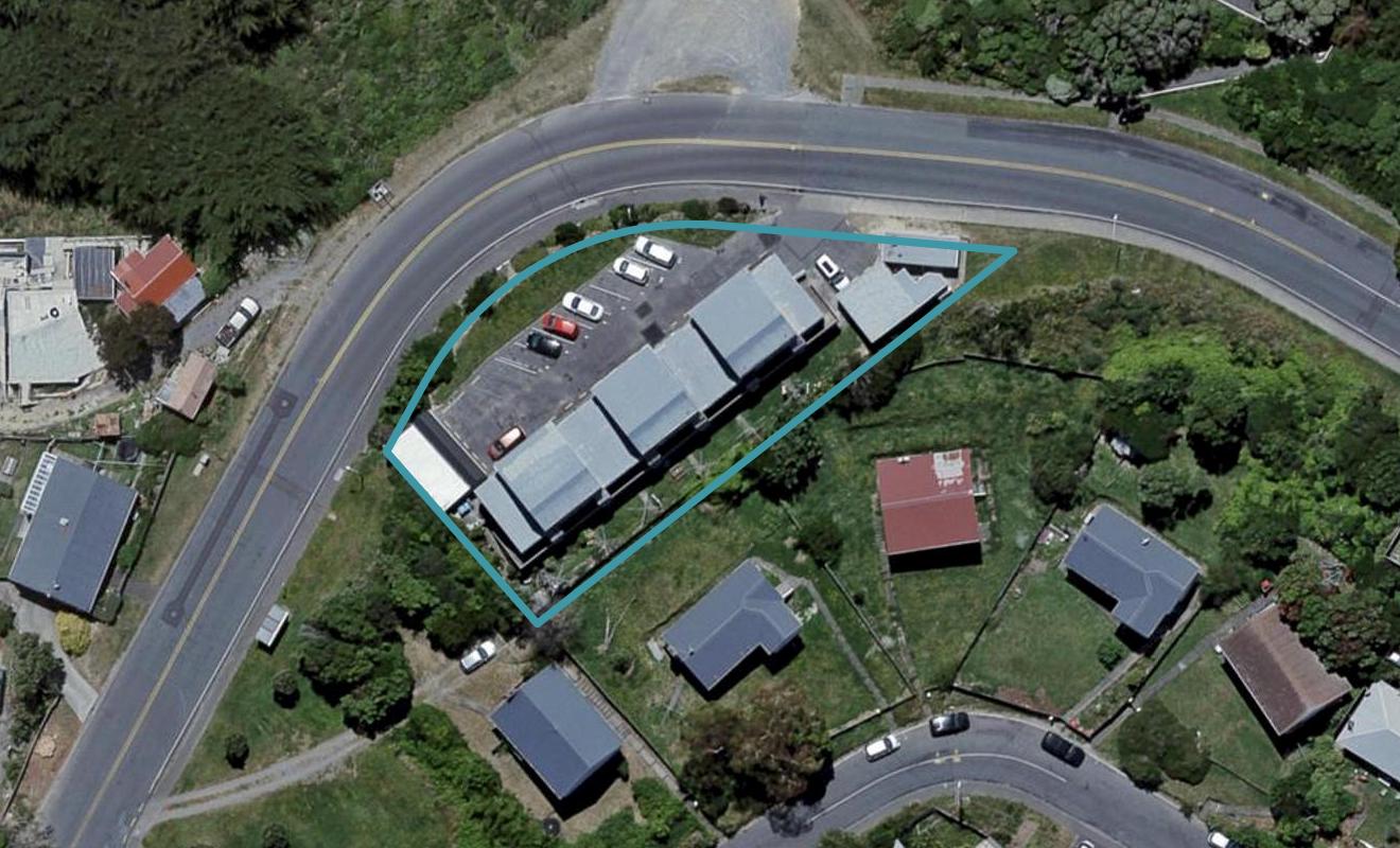 4 Akaroa Drive, Maupuia, Wellington - Carousel 1