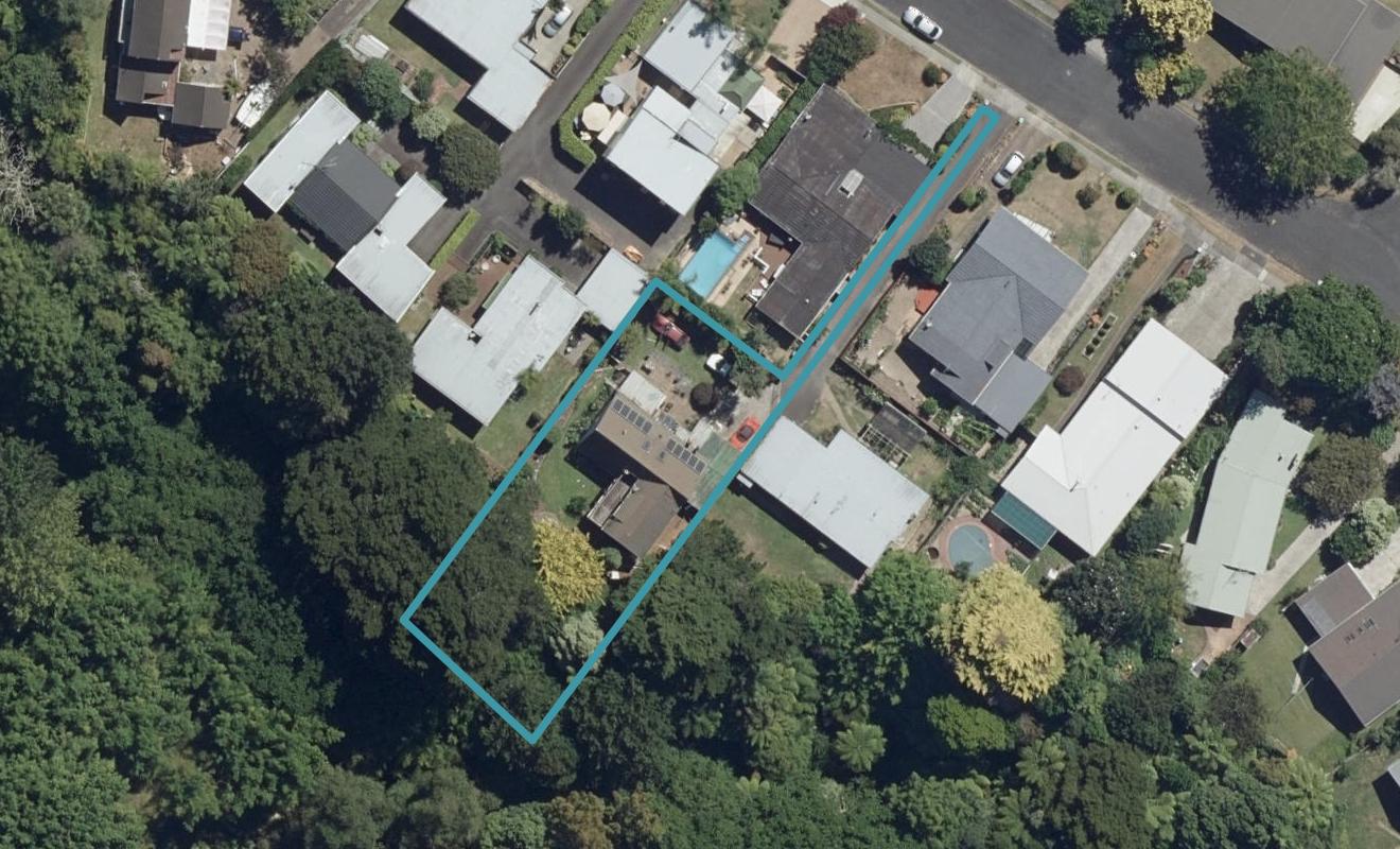 41 Hooker Avenue, Chedworth, Hamilton - Carousel 1