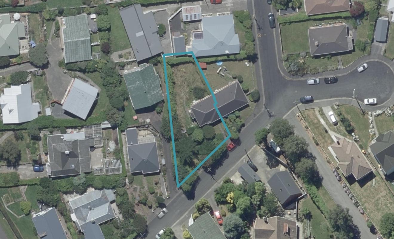 17 Cromwell Street, Wakari, Dunedin - Carousel 1