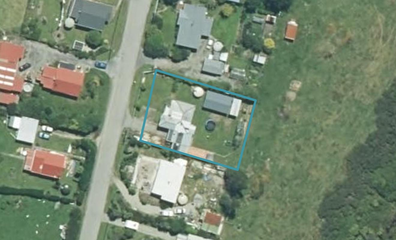 20 Butlers Road, Hokitika - Carousel 1