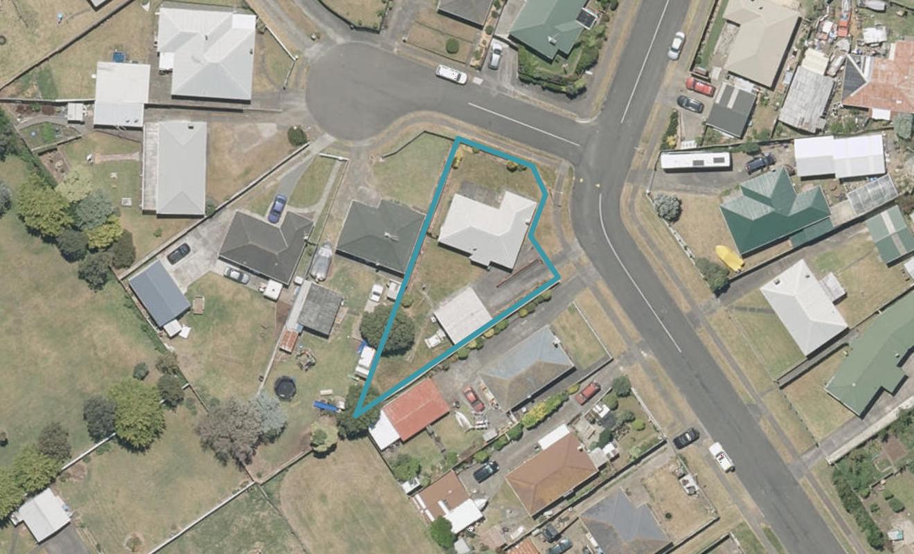 11 Kotuku Street, Castlecliff, Whanganui - Carousel 1