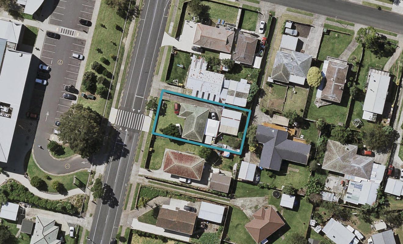 42 Othello Drive, Clover Park, Auckland - Carousel 1