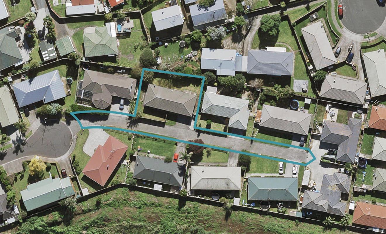 14 Hocken Place, Mangere Bridge, Auckland - Carousel 1