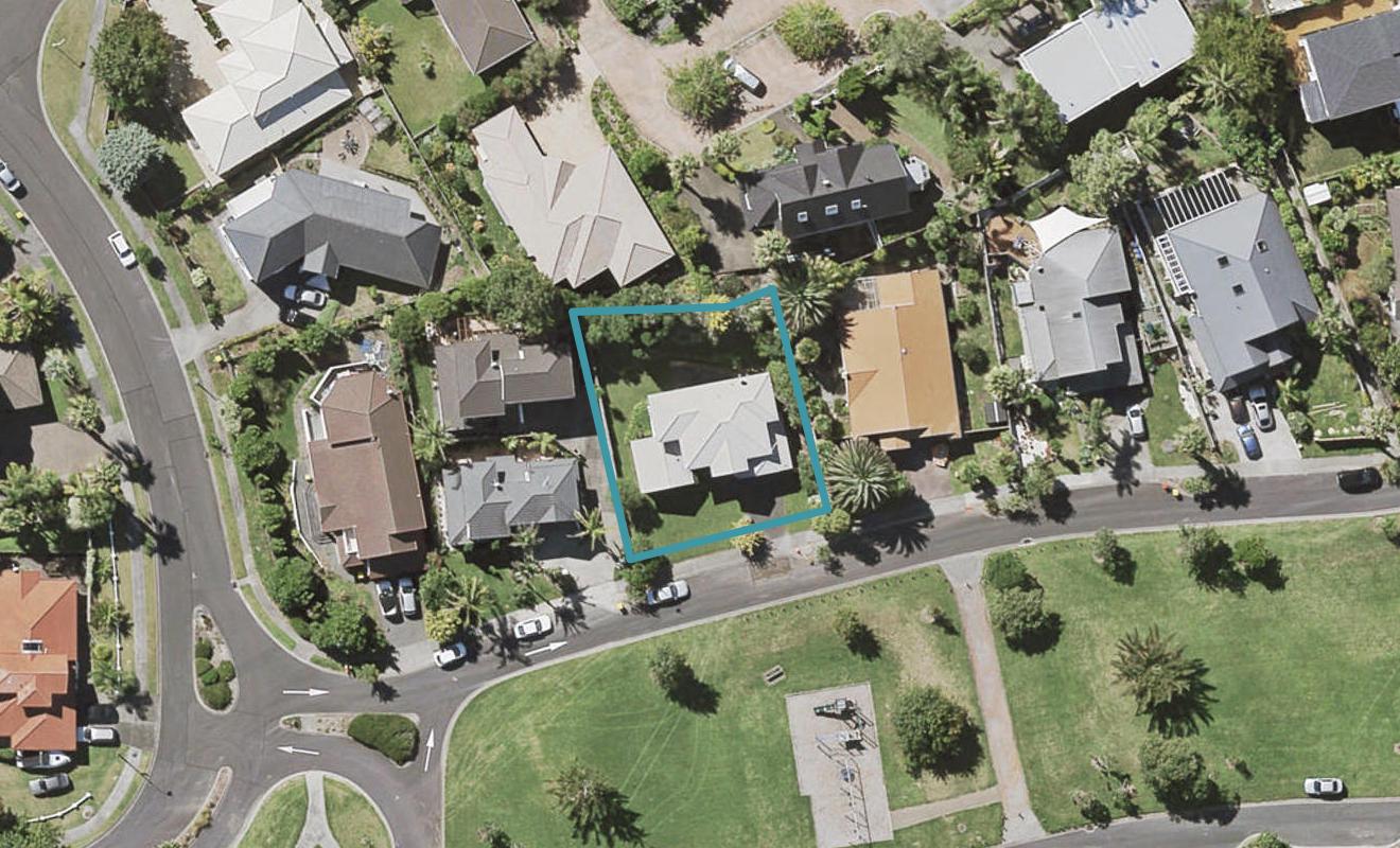 6 Taroka Close, Pinehill, Auckland - Carousel 1