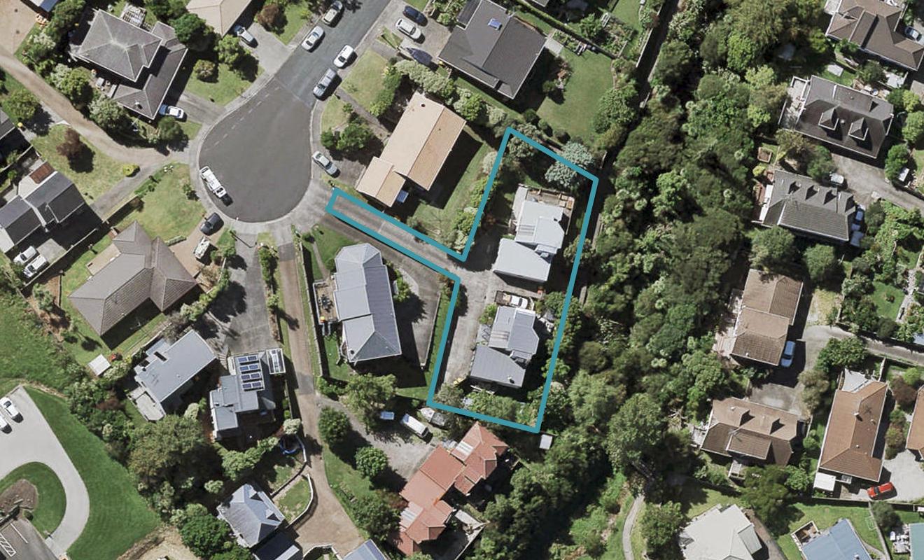2/56 Centorian Drive, Windsor Park, Auckland - Carousel 1