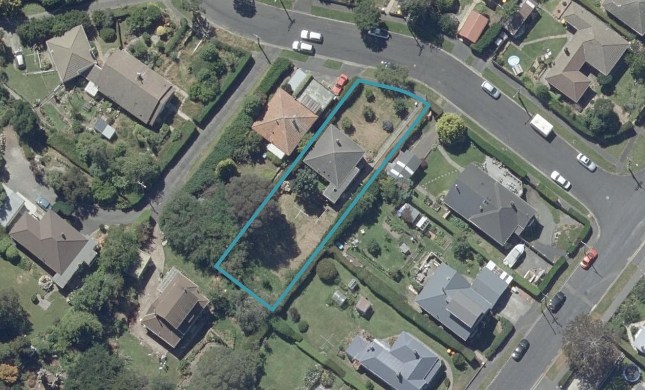 7 Craighall Crescent, Wakari, Dunedin - Carousel 1