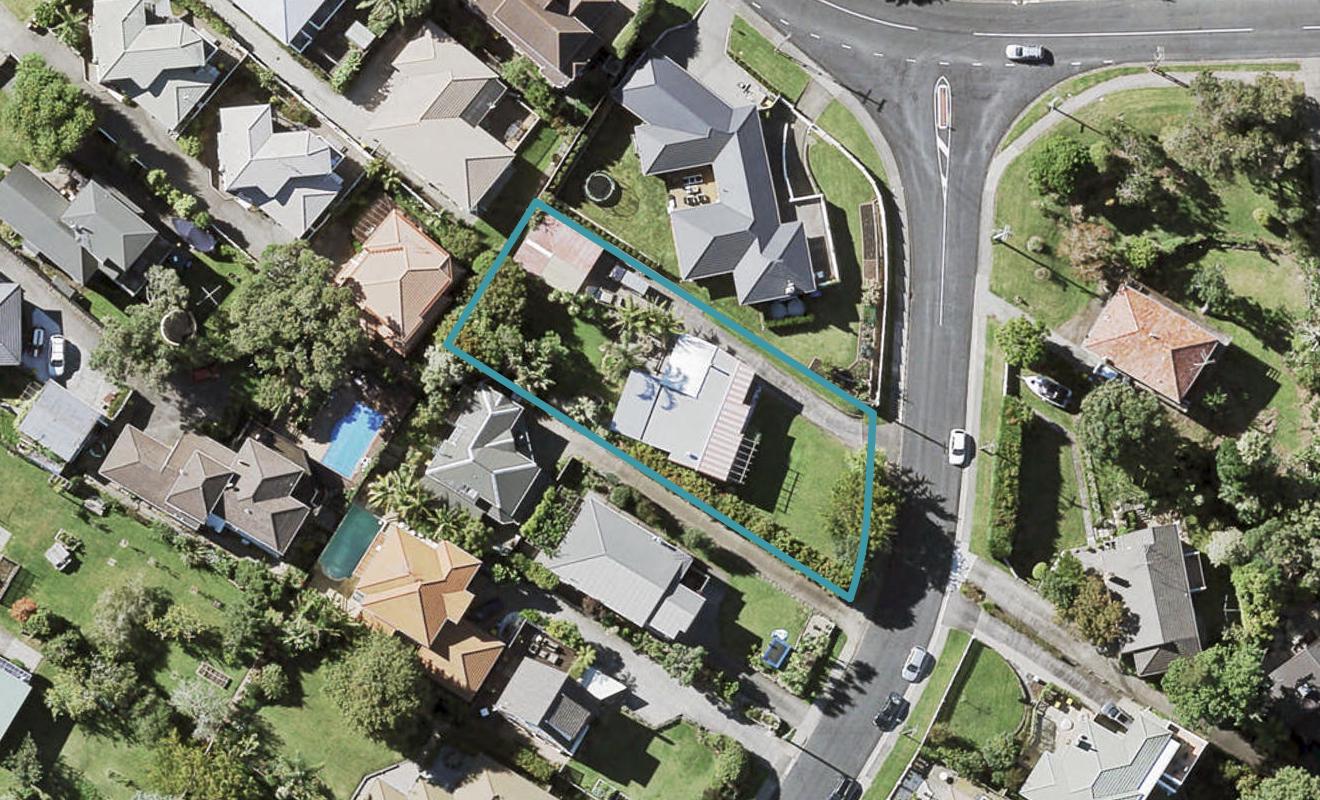 7 Alexander Street, Cockle Bay, Auckland - Carousel 1