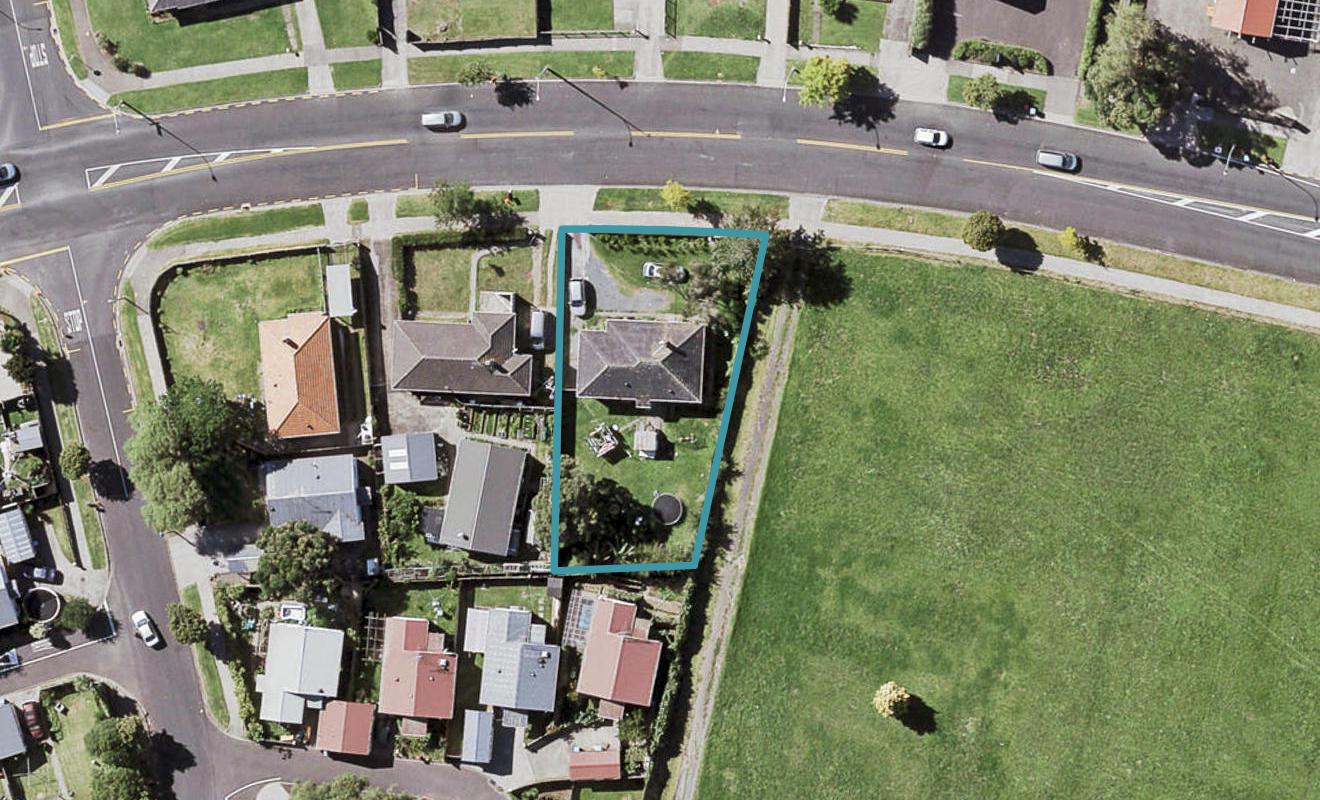 140 Taniwha Street, Glen Innes, Auckland - Carousel 1