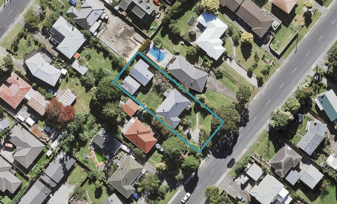 94 Hepburn Road, Glendene, Auckland - Carousel 1