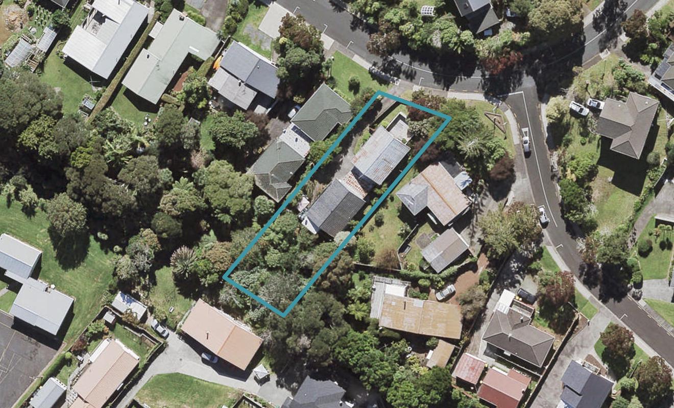 1/23 Takapu Street, Henderson, Auckland - Carousel 1