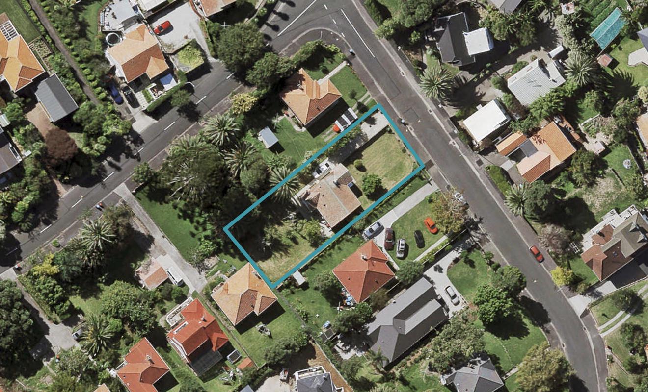 61 Tautari Street, Orakei, Auckland - Carousel 1
