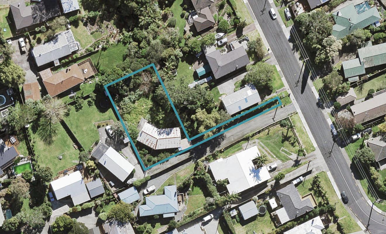 30 Tiri Tiri Road, Birkdale, Auckland - Carousel 1