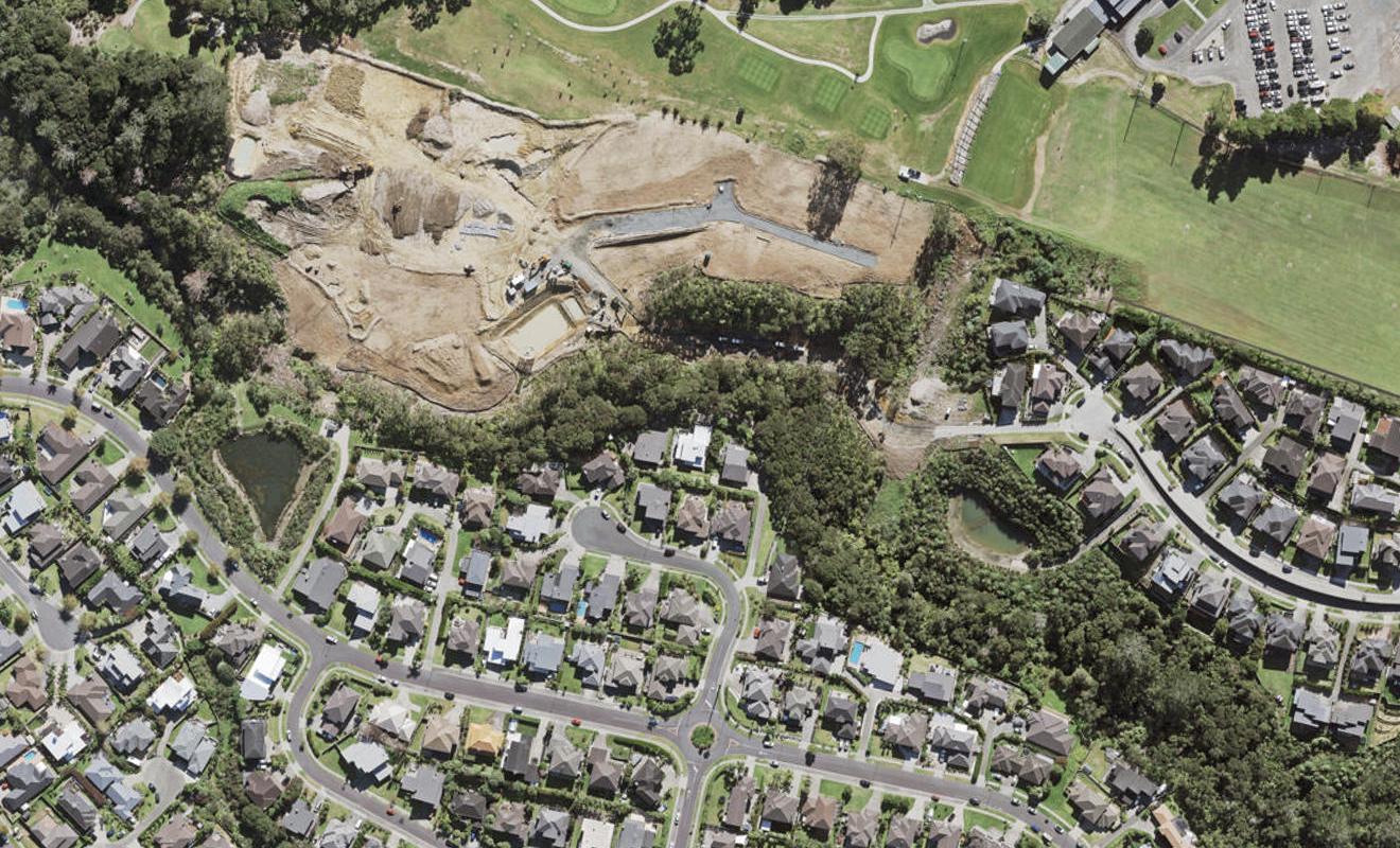 13 Witton Place, Schnapper Rock, Auckland - Carousel 1