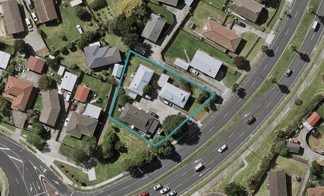 100 Te Irirangi Drive, Clover Park, Auckland - Carousel 1