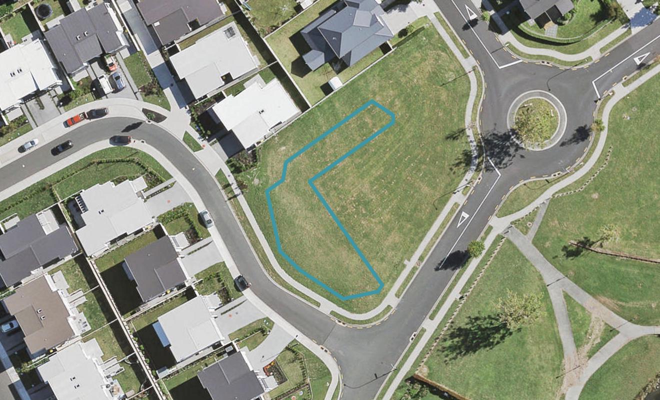 81 Costa Viva Crescent, Karaka, Papakura - Carousel 1